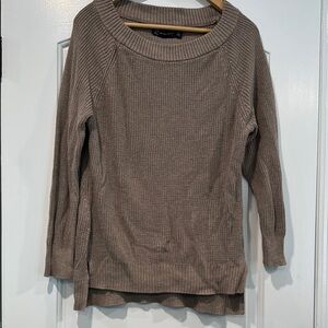 🔵 NY&CO. LIGHT BROWN SWEATER SIZE SMALL